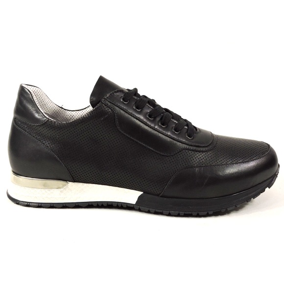 LUIGI TRAINI ?? MEN\'S BLACK LEATHER COMFORT SNEAKERS main image 8